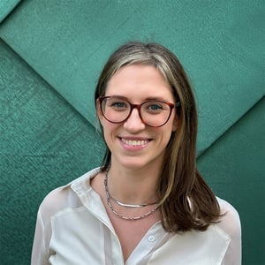 ABOUT US_Dr Joanne Muter.JPG